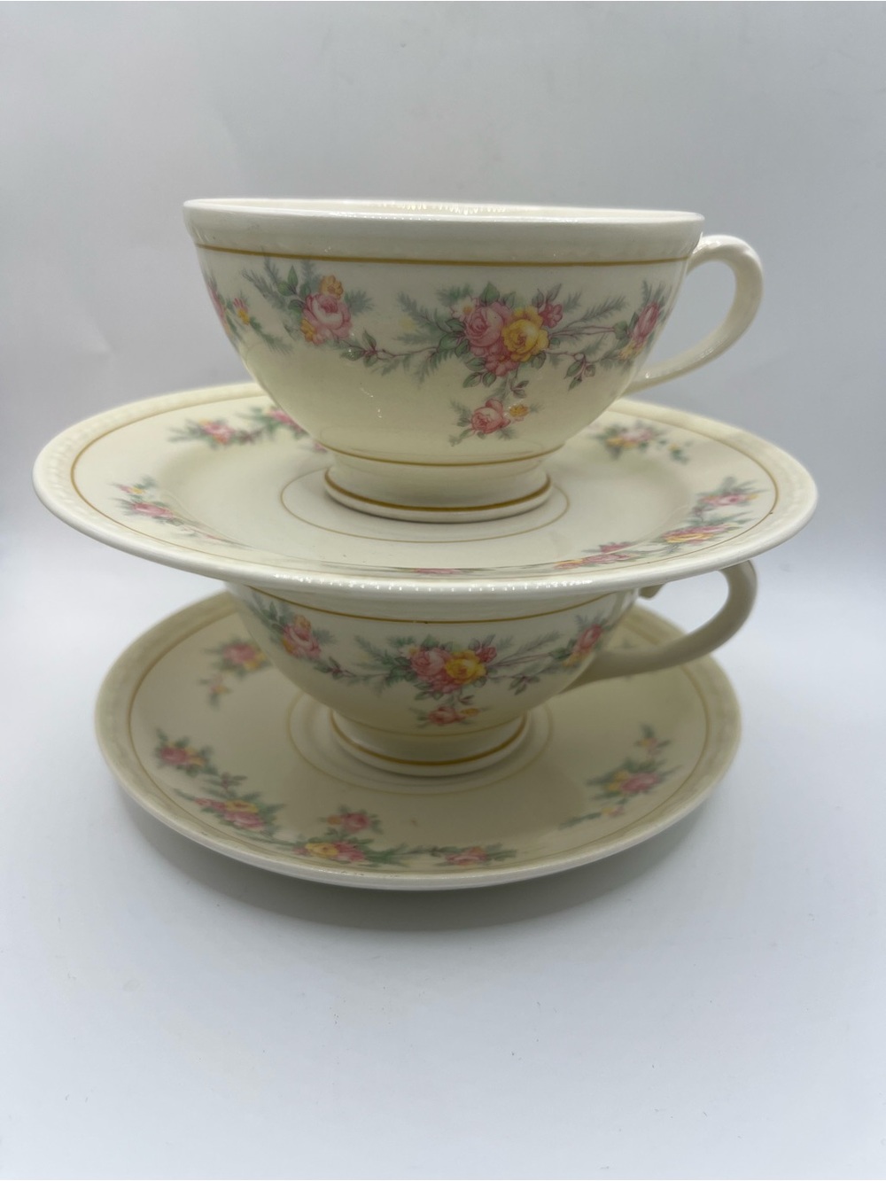 2 pair Vintage Homer Laughlin Georgian eggshell teacups and saucers